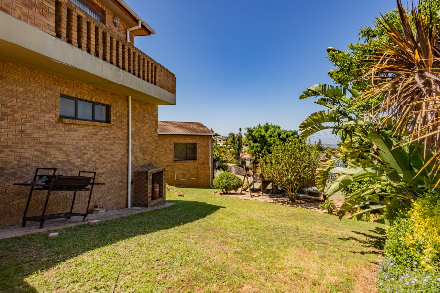 To Let 3 Bedroom Property for Rent in Loevenstein Western Cape